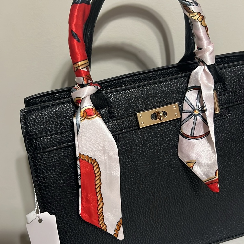 Small Bag 🌺 - Picture 3 of 6